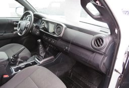 2019 Toyota Tacoma 4WD - Image 24