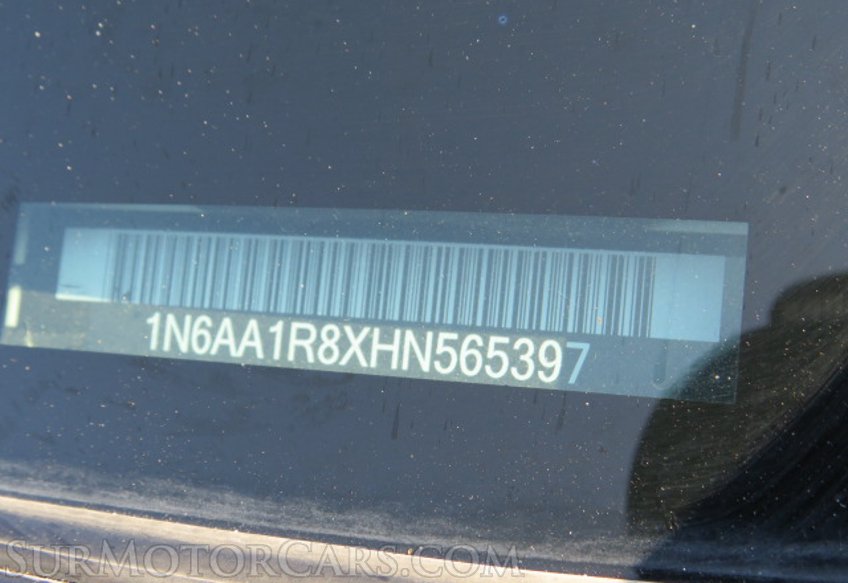 2017 Nissan Titan - Image 40