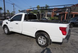 2017 Nissan Titan - Image 5