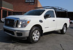 2017 Nissan Titan - Image 3