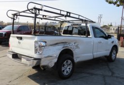 2017 Nissan Titan - Image 8