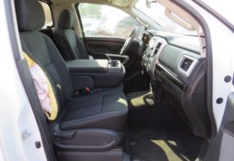 2017 Nissan Titan - Image 24