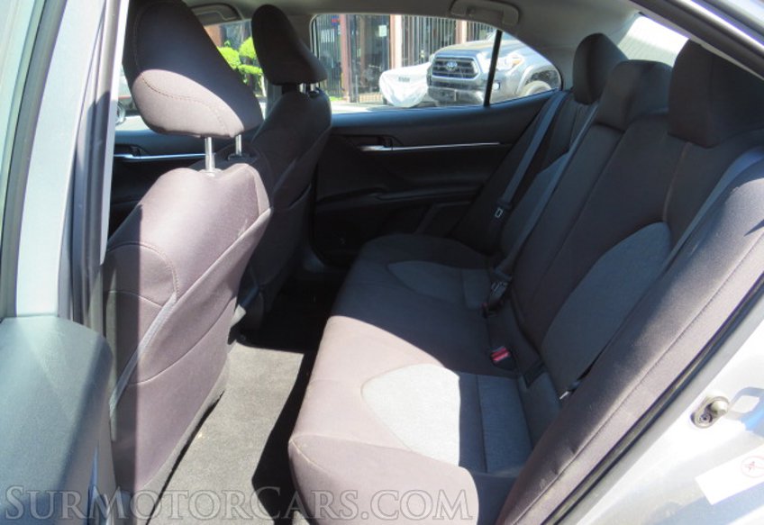 2019 Toyota Camry - Image 27