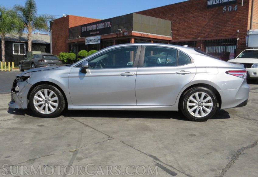 2019 Toyota Camry - Image 12