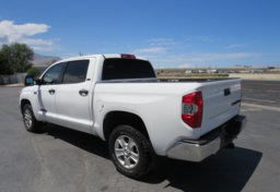 2014 Toyota Tundra  Truck - Image 8