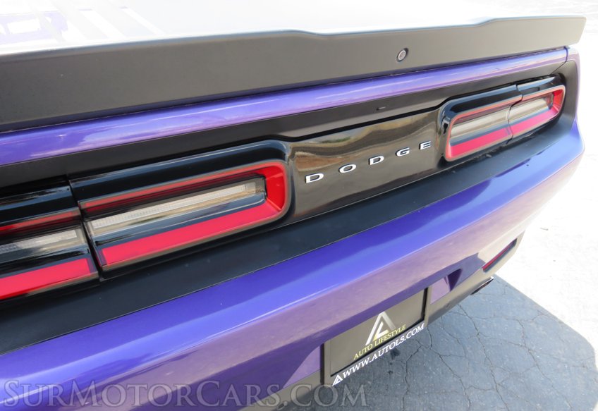 2016 Dodge Challenger - Image 22