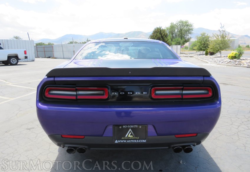 2016 Dodge Challenger - Image 13