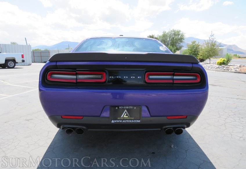 2016 Dodge Challenger - Image 12