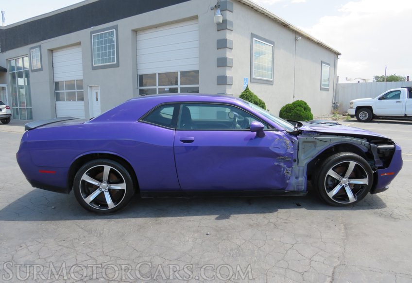 2016 Dodge Challenger - Image 11