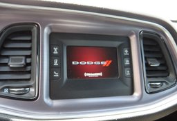 2016 Dodge Challenger - Image 44
