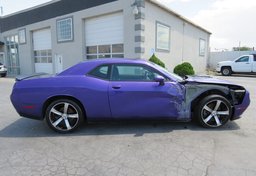2016 Dodge Challenger - Image 11
