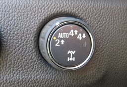 2022 Chevrolet Colorado - Image 38