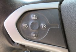 2022 Chevrolet Colorado - Image 33