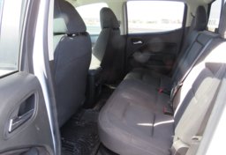 2022 Chevrolet Colorado - Image 32