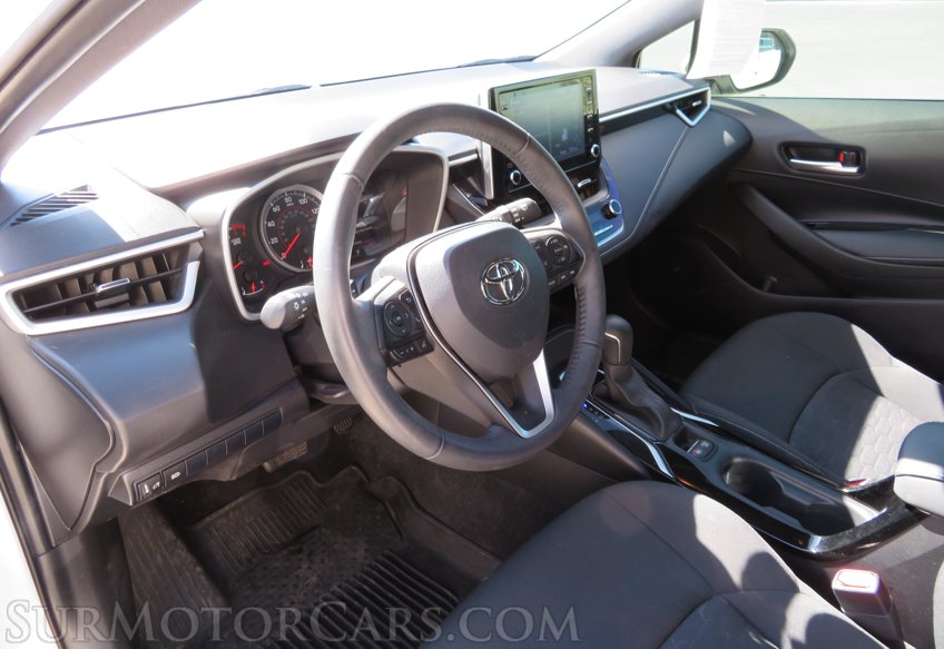 2019 Toyota Corolla Hatchback - Image 25