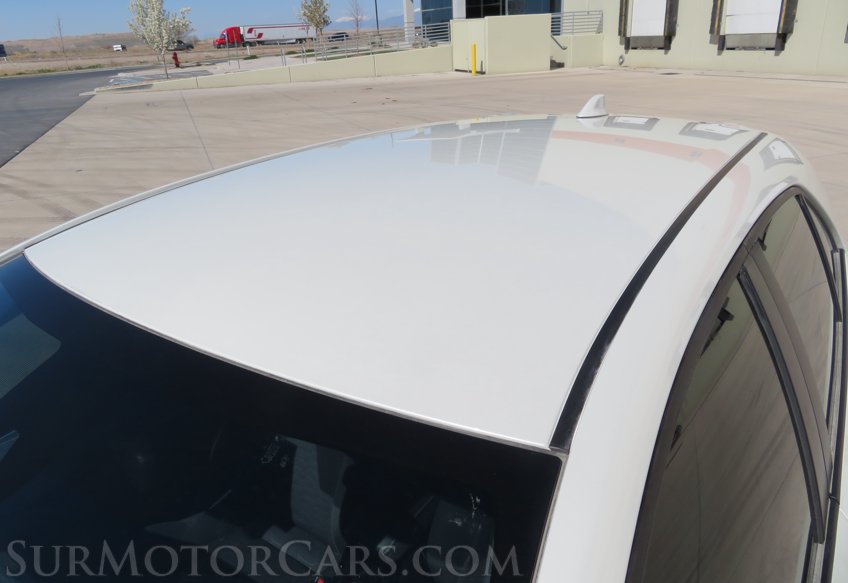 2019 Toyota Corolla Hatchback - Image 16