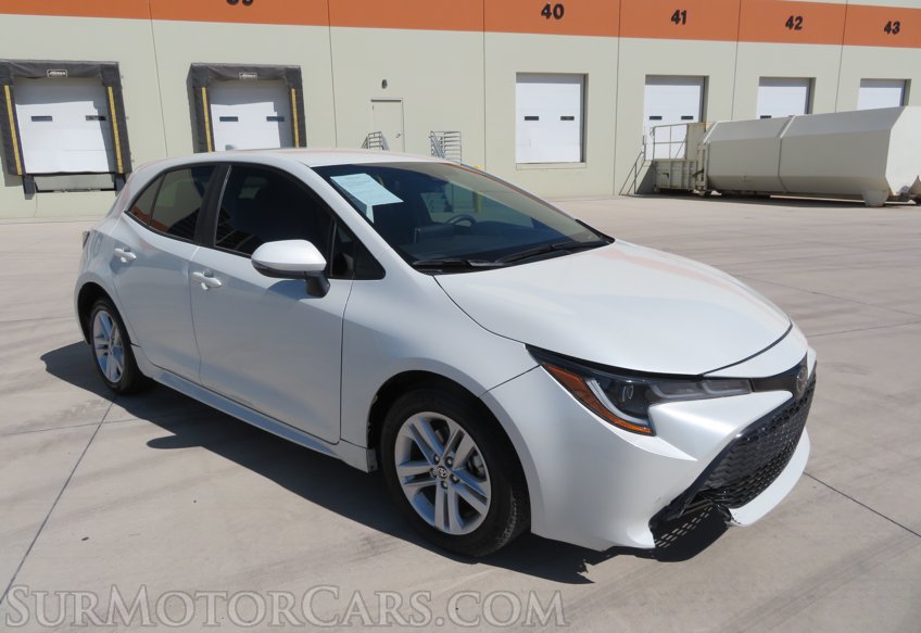 2019 Toyota Corolla Hatchback - Image 2
