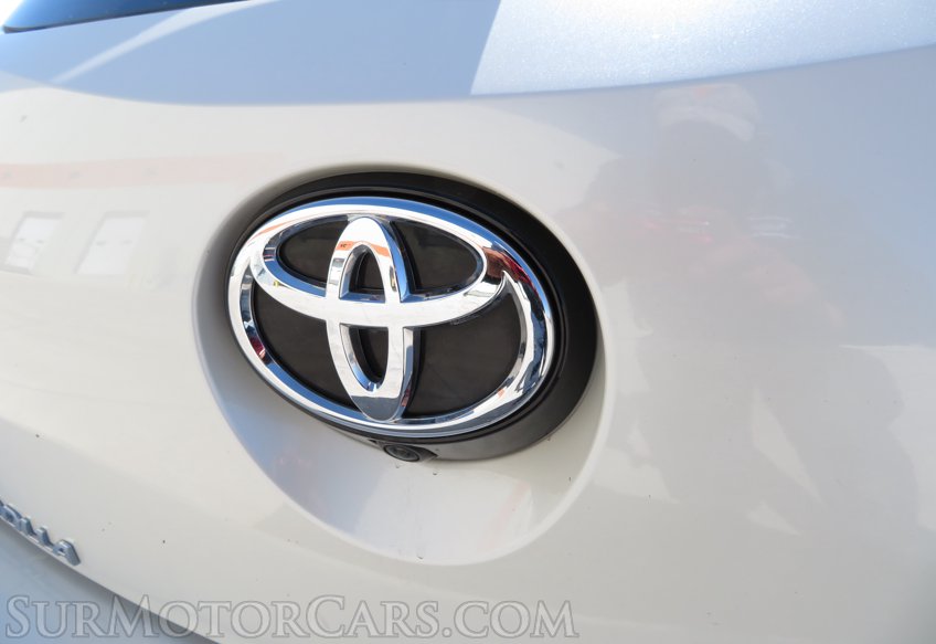 2019 Toyota Corolla Hatchback - Image 22