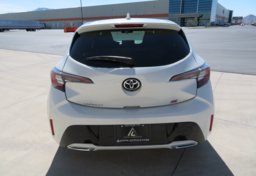 2019 Toyota Corolla Hatchback - Image 11