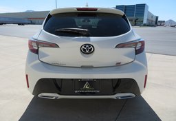 2019 Toyota Corolla Hatchback - Image 13