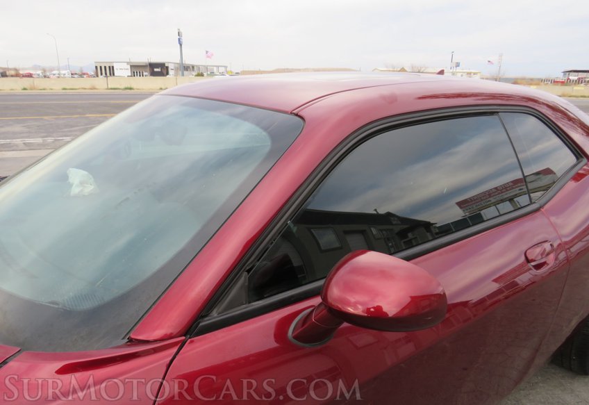 2017 Dodge Challenger - Image 14