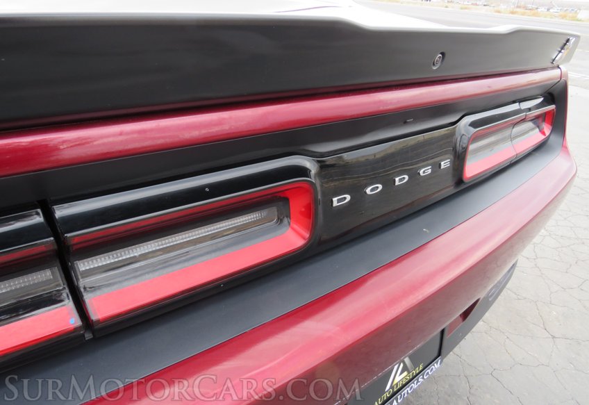 2017 Dodge Challenger - Image 18