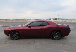 2017 Dodge Challenger - Image 9