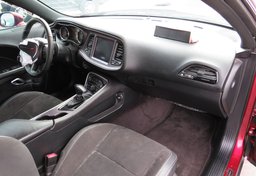 2017 Dodge Challenger - Image 28