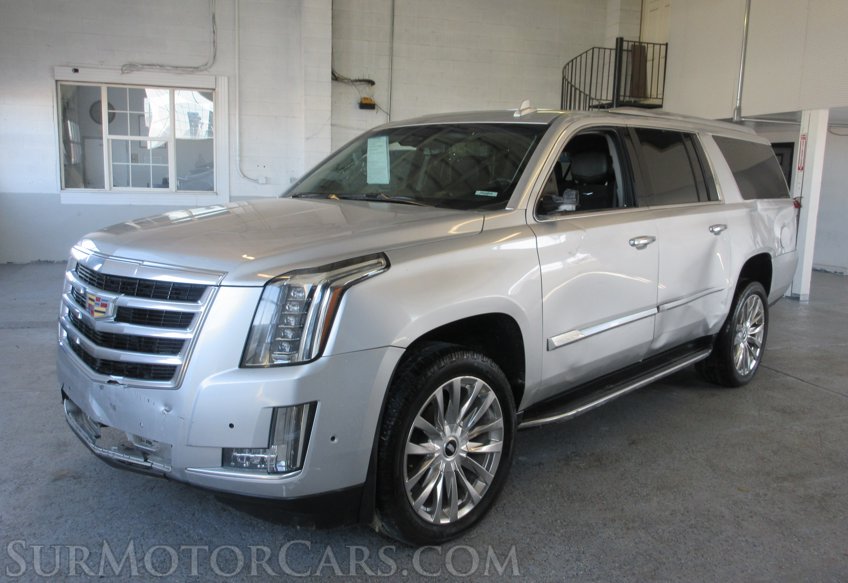 2020 Cadillac Escalade ESV - Image 3