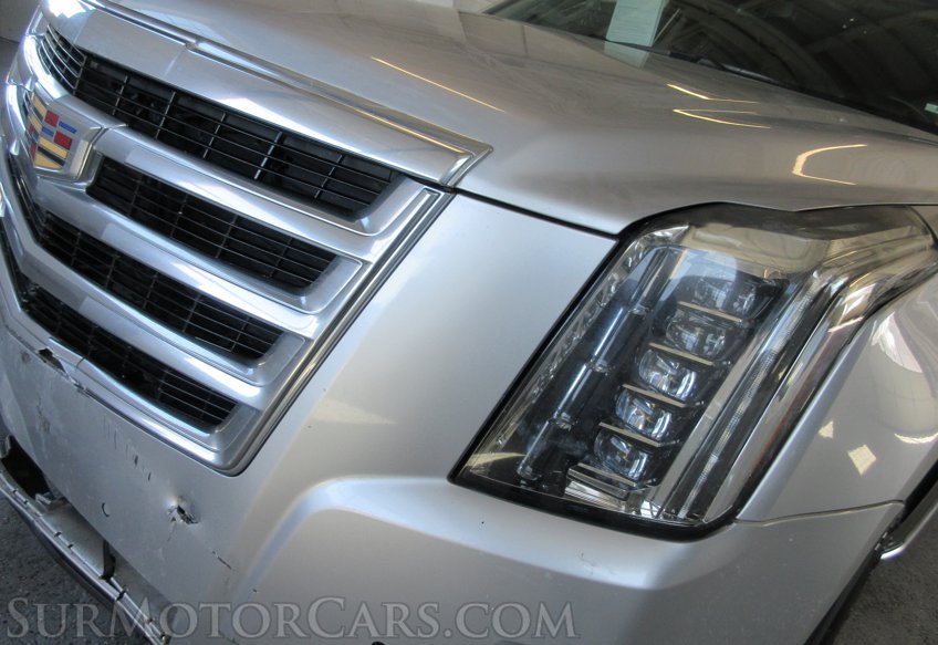 2020 Cadillac Escalade ESV - Image 18