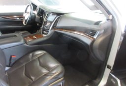 2020 Cadillac Escalade ESV - Image 27