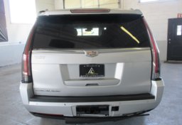 2020 Cadillac Escalade ESV - Image 13