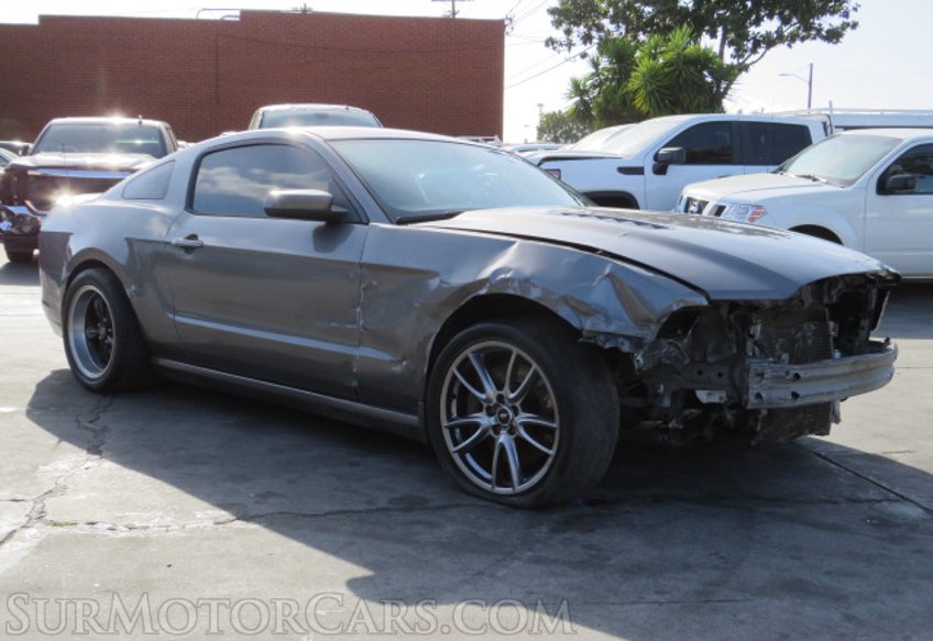 2014 Ford Mustang - Image 2