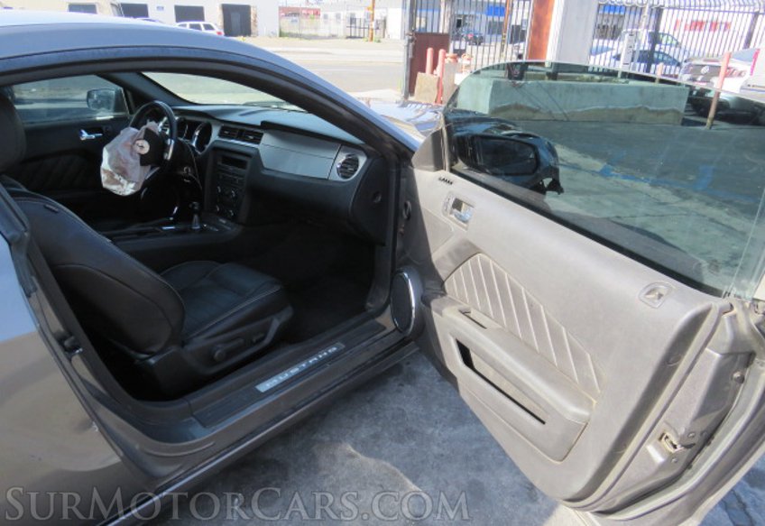 2014 Ford Mustang - Image 19
