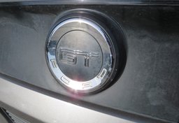 2014 Ford Mustang - Image 16