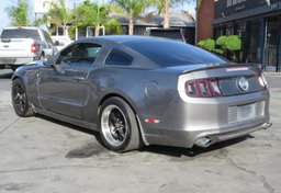 2014 Ford Mustang - Image 5