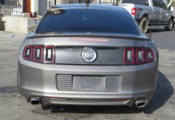 2014 Ford Mustang - Image 12