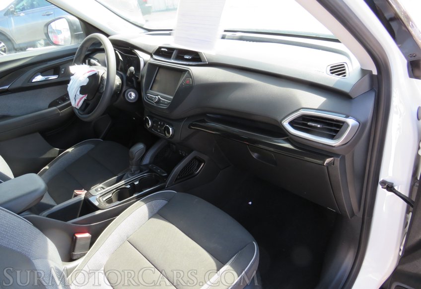 2022 Chevrolet Trailblazer - Image 19