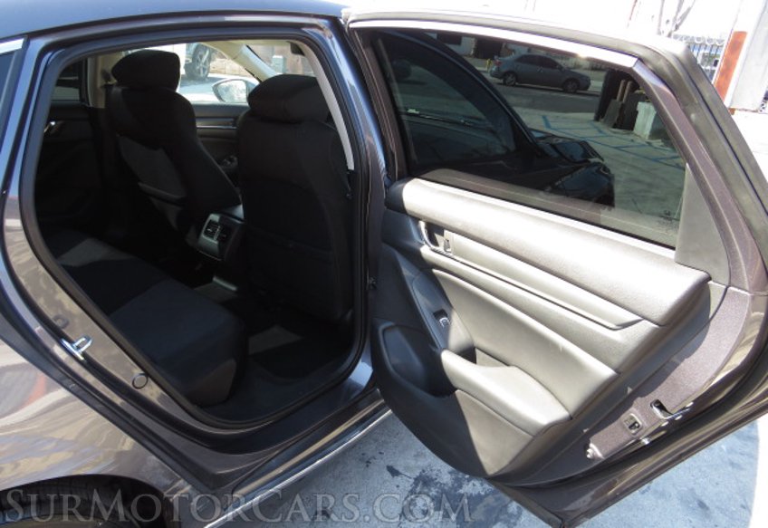 2018 Honda Accord Sedan - Image 21