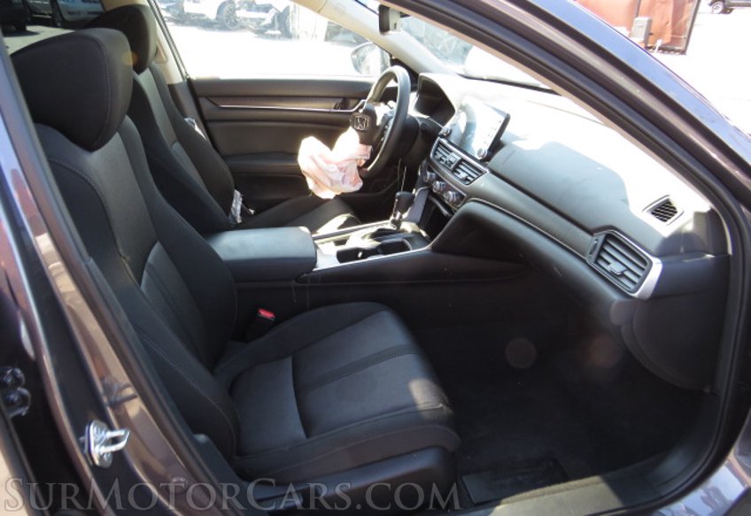 2018 Honda Accord Sedan - Image 25