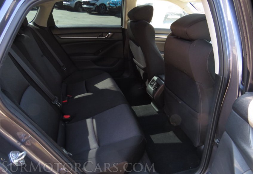 2018 Honda Accord Sedan - Image 27