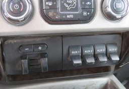 2014 Ford Super Duty F-350 SRW - Image 38