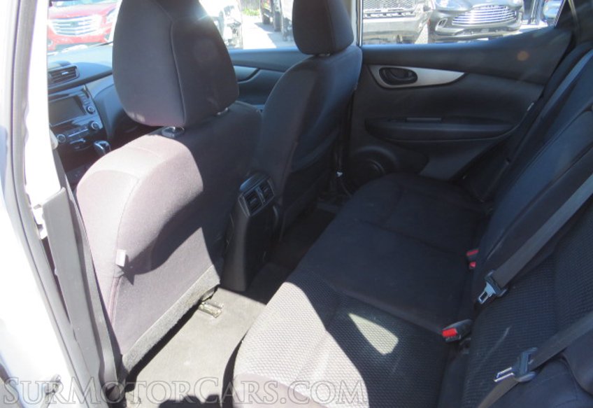 2021 Nissan Rogue Sport - Image 34