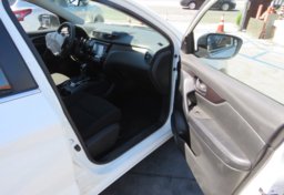 2021 Nissan Rogue Sport - Image 25