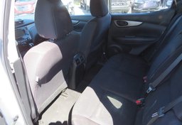 2021 Nissan Rogue Sport - Image 34