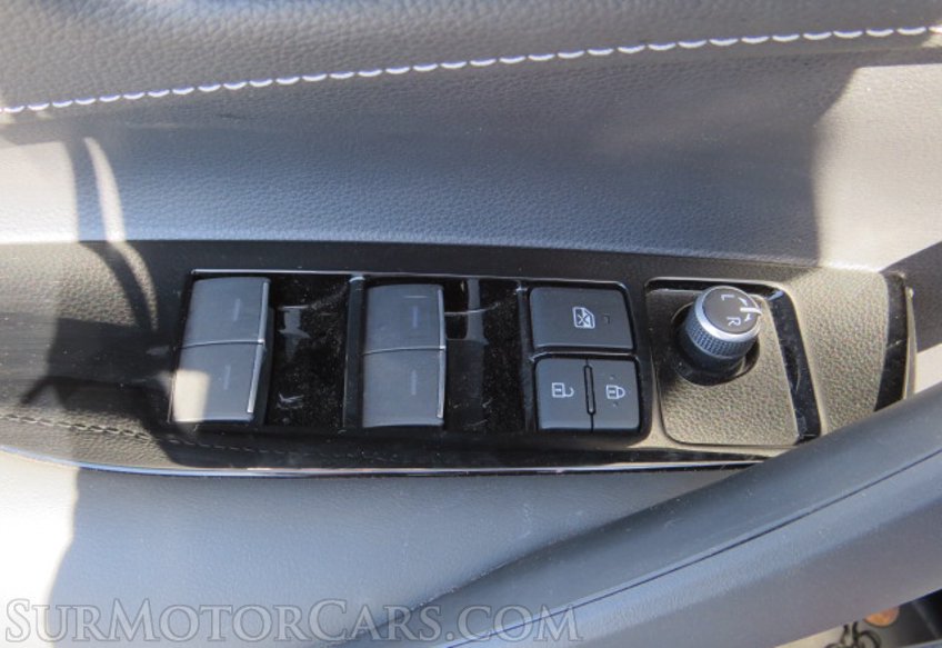 2021 Toyota Corolla Hatchback - Image 38