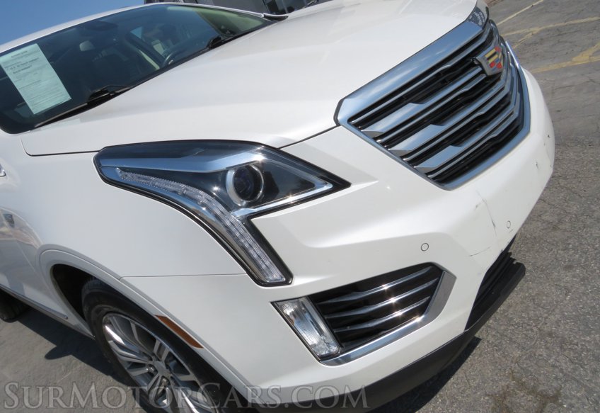 2019 Cadillac XT5 - Image 11
