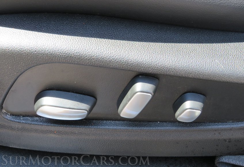 2019 Cadillac XT5 - Image 56