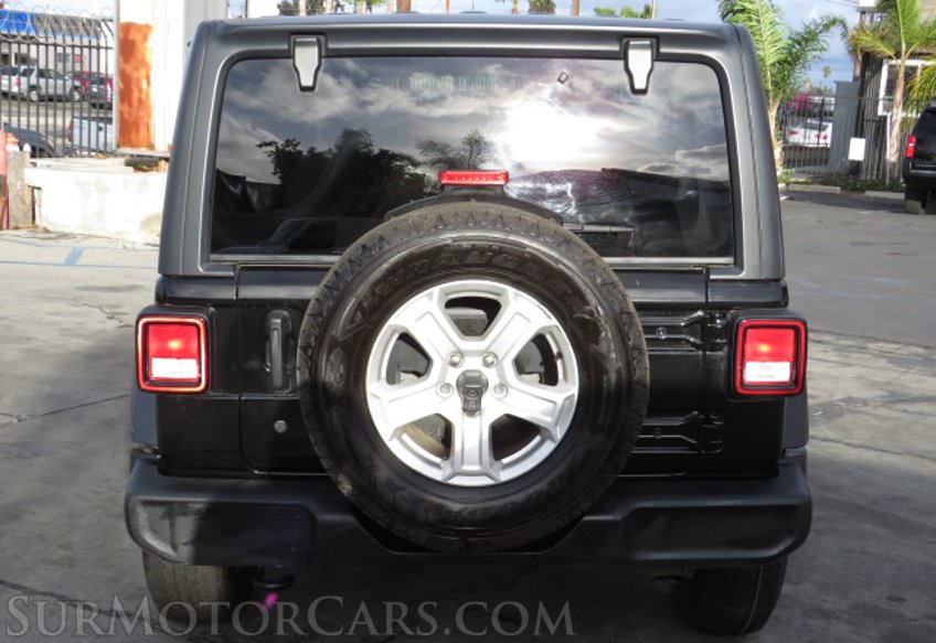 2020 Jeep Wrangler - Image 14