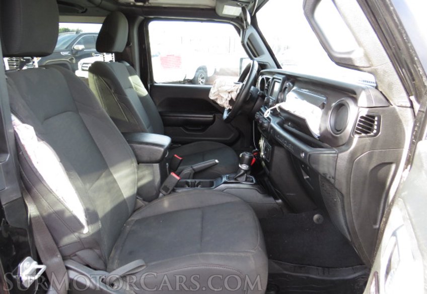 2020 Jeep Wrangler - Image 25